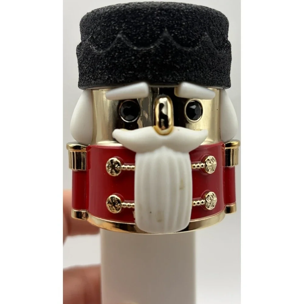 Bath & Body Works Nutcracker Wildflower Fragrance Plug
